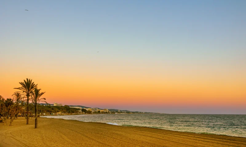 marbella-beach-in-sunset-2024-10-18-08-59-34-utc